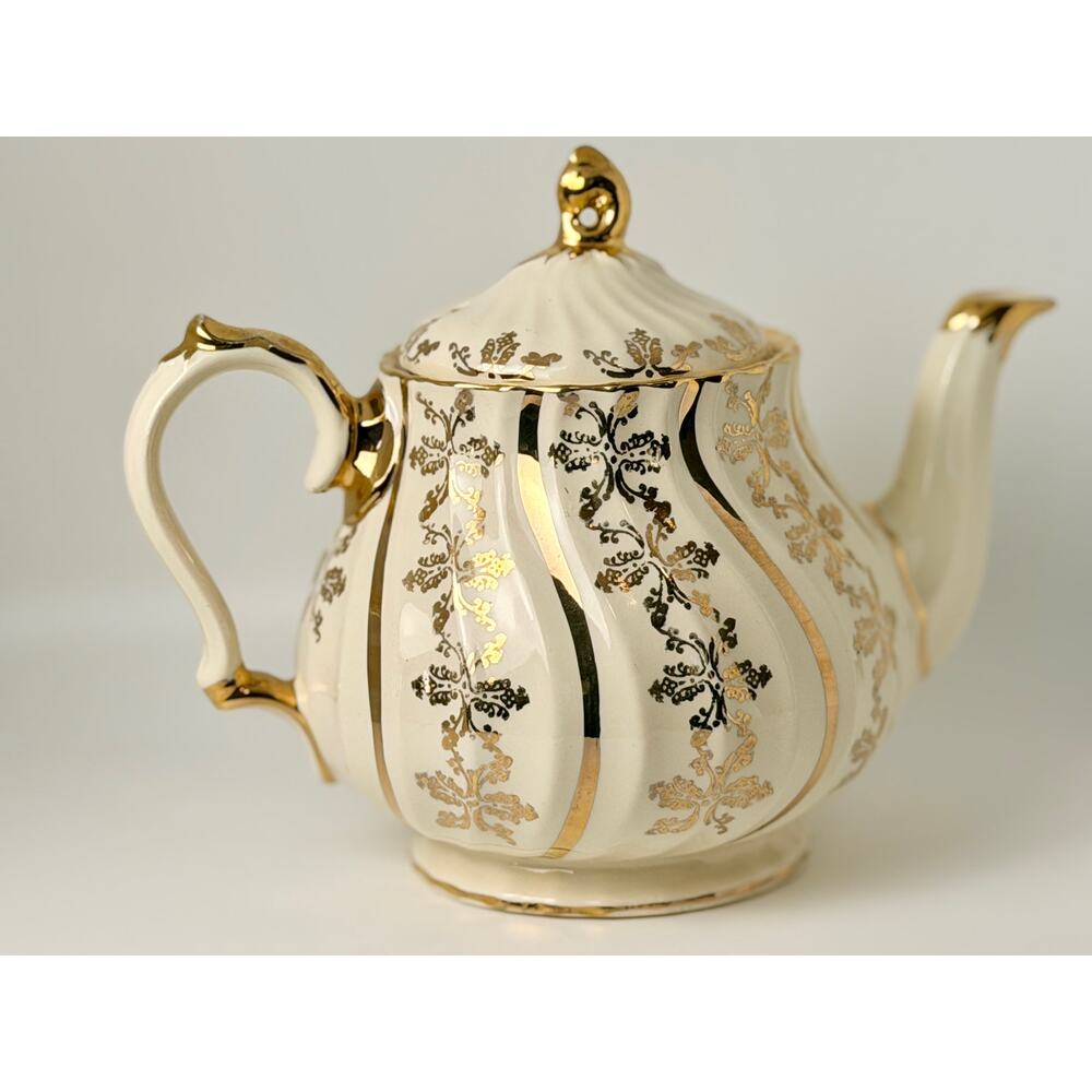 Sadler Teapot 3041 Ceramic Cream Gold Floral Vintage Ornate